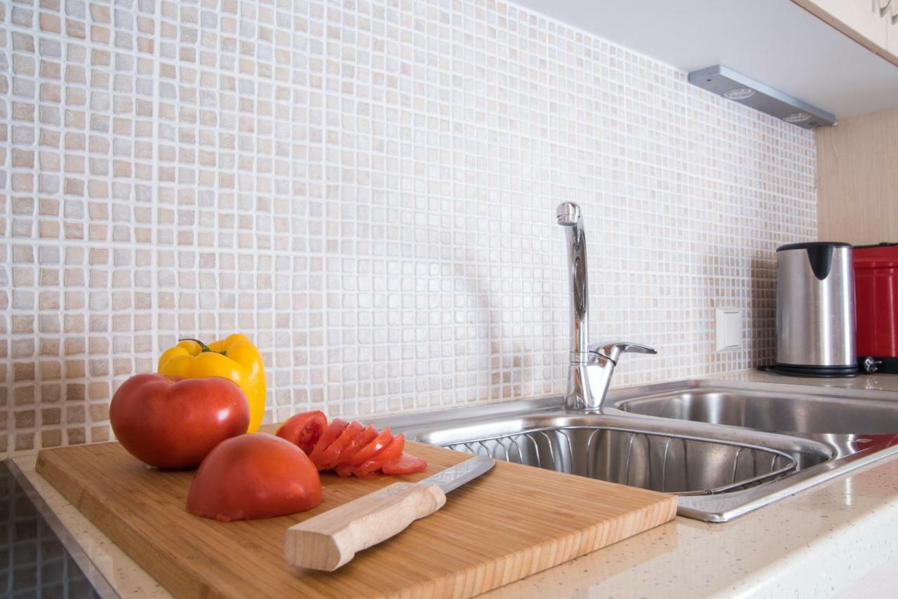 Апартаменты Top Floor Modern Studio In Central Koropi Экстерьер фото