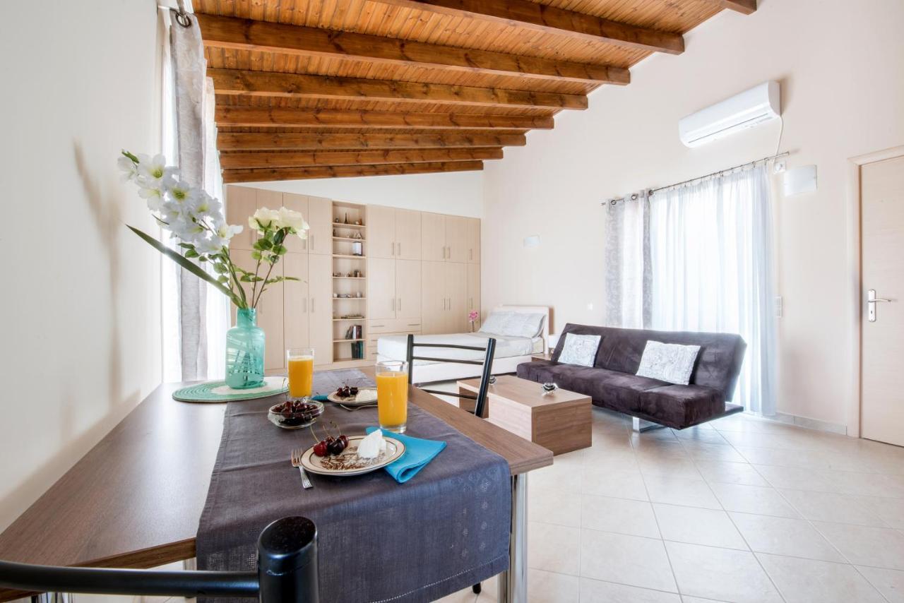 Апартаменты Top Floor Modern Studio In Central Koropi Экстерьер фото